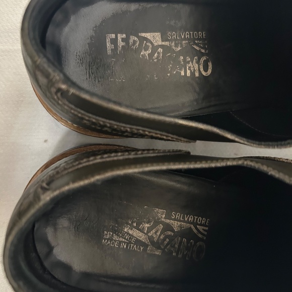 Salvatore Ferragamo Dark Olive Green Wingtip Lug Oxford Lace Shoes main image 9
